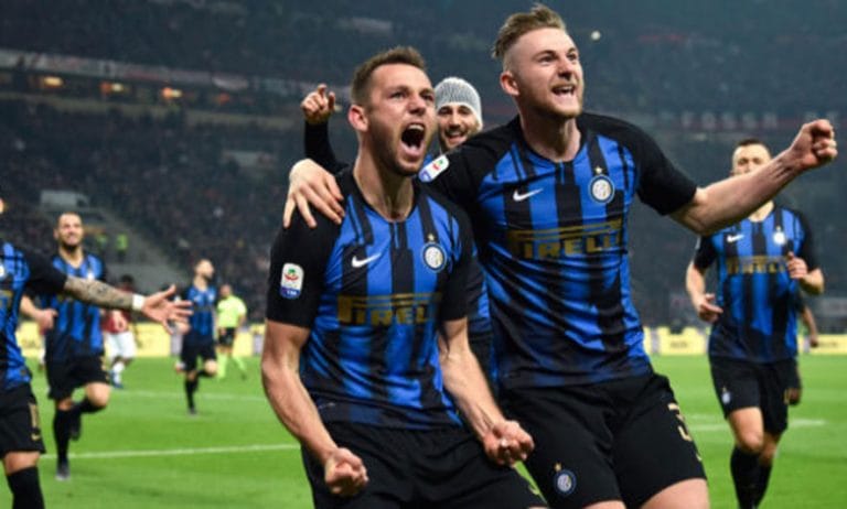 Inter fiton derbin, parakalon Milanin në renditje