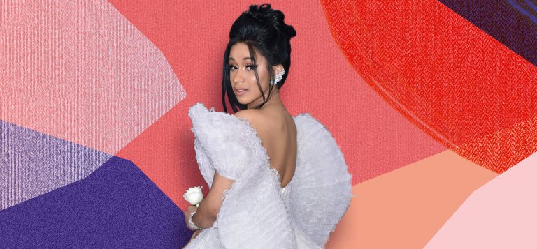 Cardi B lë pa fjalë fansat me veshjen në Javën e Modës në Paris | Foto