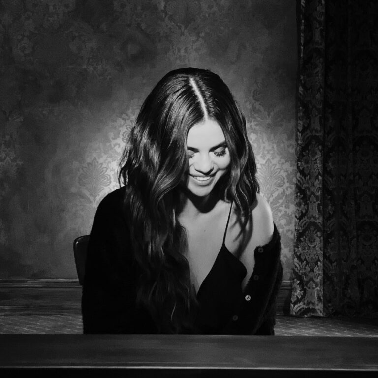 Selena Gomez publikon demon e paedituar të  “LOSE YOU TO LOVE ME”