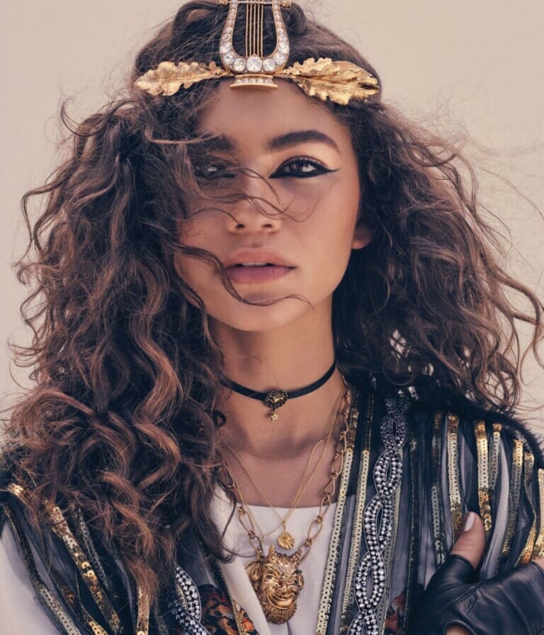 Zendaya tregon se njerëzve u ‘dukej e ftohtë dhe e egër’ sepse ishte ‘e turpshme dhe nuk fliste’