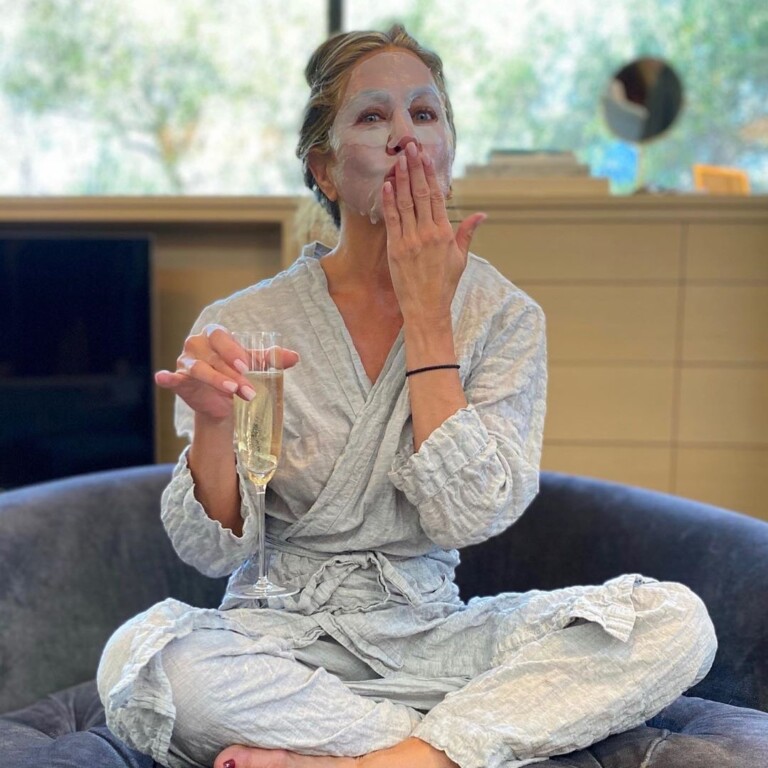 E vetmja që nuk do të dalë nga shtëpia; Jennifer Aniston do që pandemia të vazhdojë dhe ka një arsye të fortë