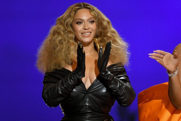 Beyonce thyen rekord në historinë e çmimeve Grammy!