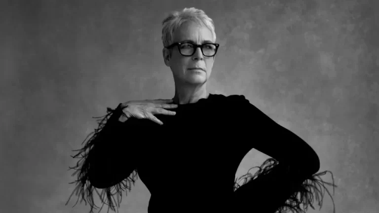 Kjo foto pa filtra u shkrep padashje nga Jamie Lee Curtis, më pas u postua me një mesazh