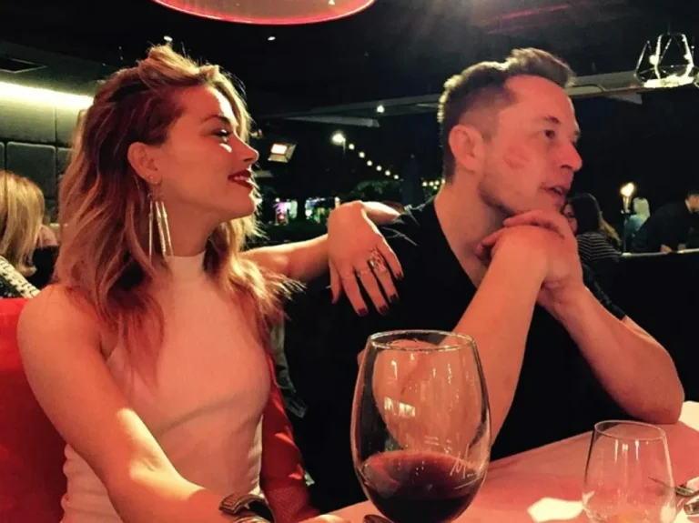 Amber Heard “zhduket” nga Twitter, pasi e bleu Elon Musk