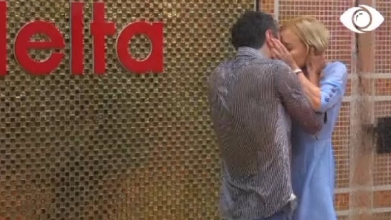 ‘Digitalb Movie Night’, ndodh puthja e parë mes Deas dhe Amos!