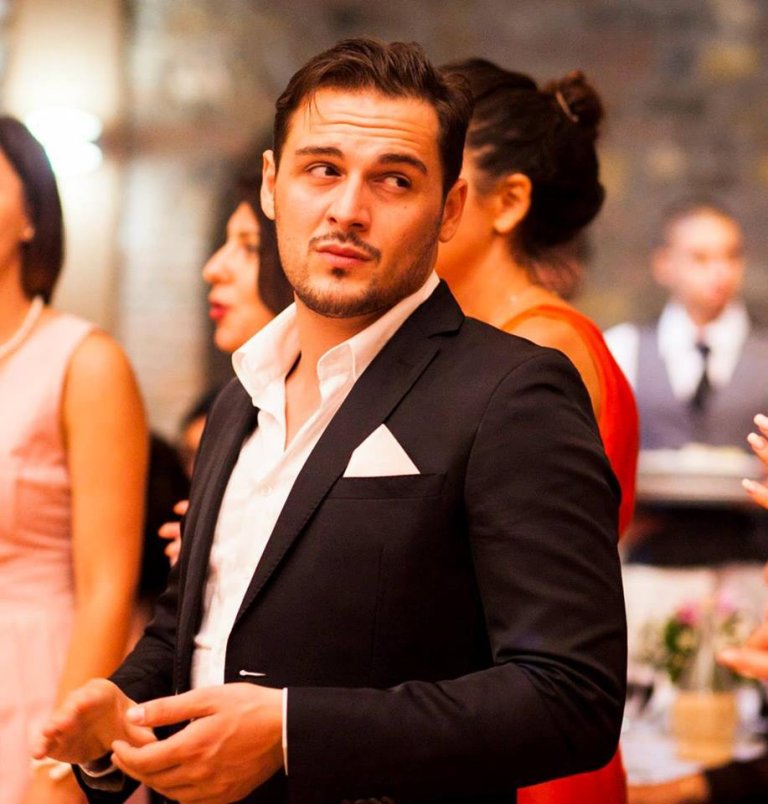 Bjordi Mezini flet për jetën sentimenale: Lidhja që bëra publike më ka traumatizuar!