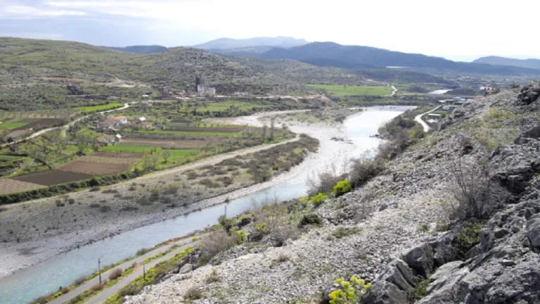 E rëndë në Shkodër/ Nëna mbyt foshnjën në lumin Kir, 32-vjeçarja e kishte sjellë në jetë më 30 dhjetor!