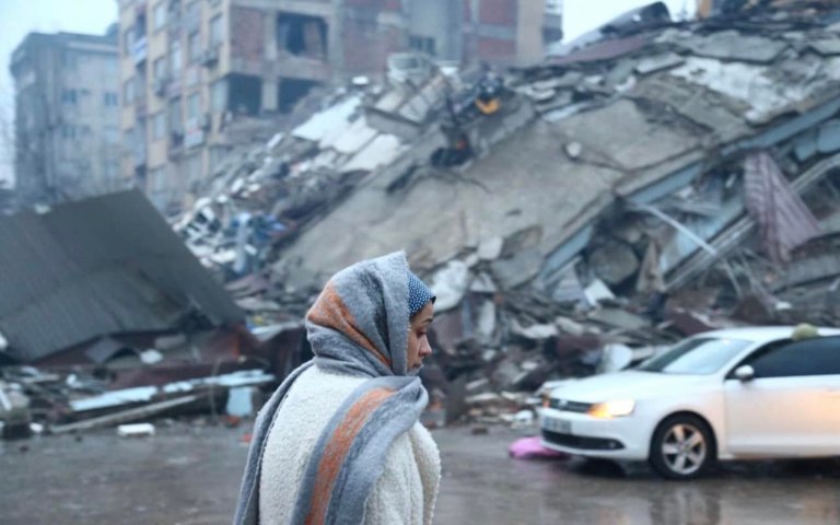 Nuk ka paqe për Turqinë, një tjetër tërmet i fuqishëm godet zonën lindore!