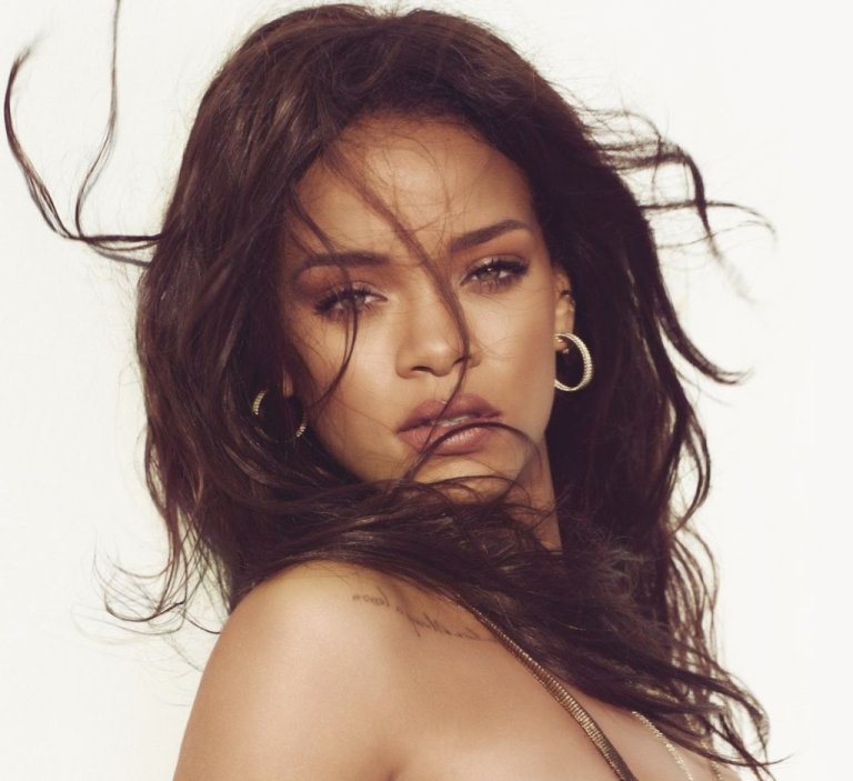 Gjithë njerëzit në ‘TikTok’ dhe vetë Rihanna mendojnë se kjo vajzë është sozia e këngëtares!