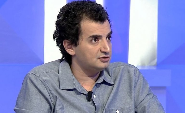 Albano Bogdo flet për problemet me shëndetin mendor: ‘Kam ikur nga shfaqjet prej sulmeve të panikut’.