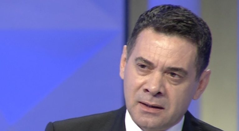 SPAK zbarkon te shtëpitë e Arben Ahmetajt, del lista e pronave…