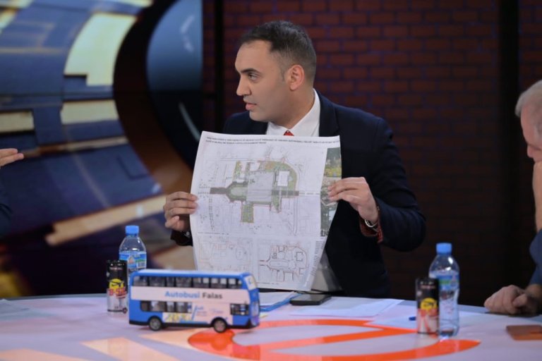 Premtimi i Këlliçit: Dy nënkalime poshtë sheshit Skënderbej!