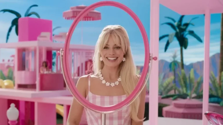 Margot Robbie, Barbie brenda filmit dhe  Barbie në jetën reale!