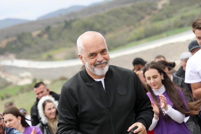 Stadiumi i ri ‘Niko Dovana’! Rama: Me Akademinë e Futbollit e kthejmë Durrësin në destinacion të talenteve të reja…