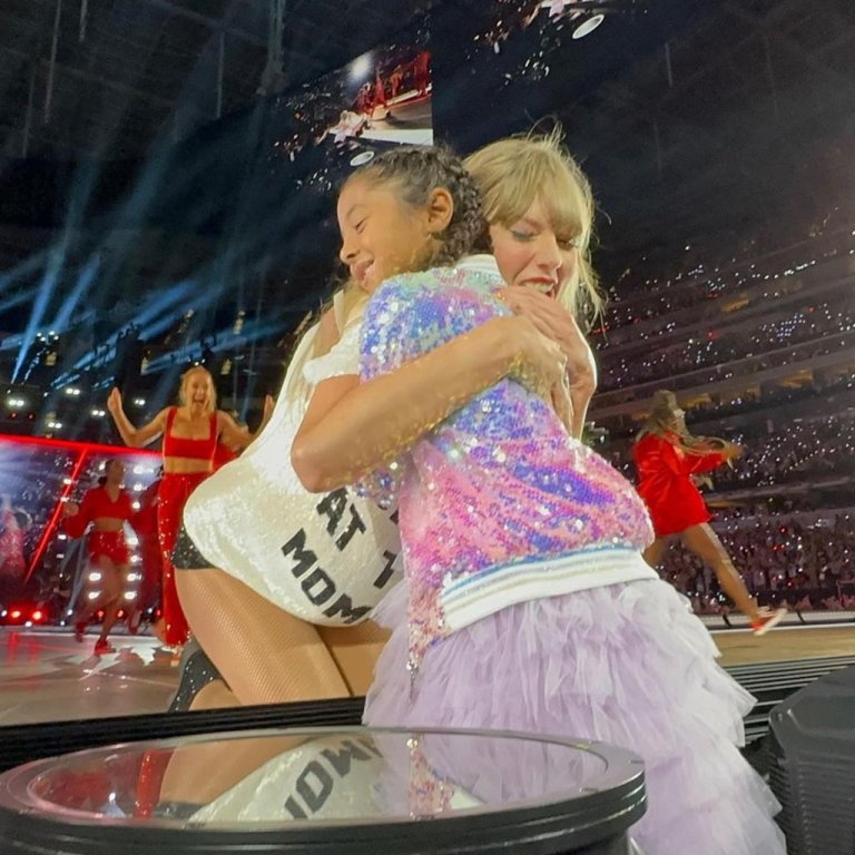 Taylor Swift ndan momentin e ëmbël me vajzën e Kobe Bryant!