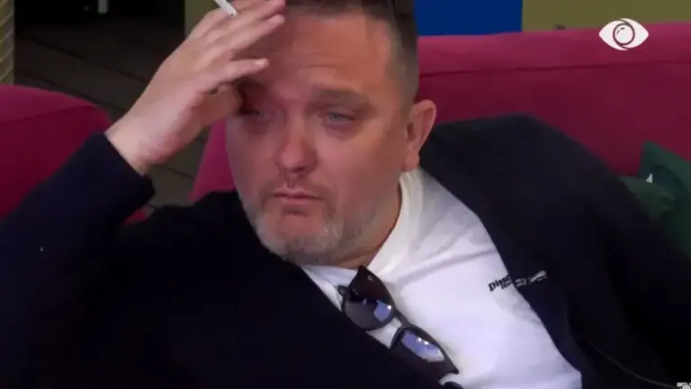 Sfida e Vëllait të Madh, Jul Deda nuk i mban dot lotët! Banorët përpiqen ta qetësojnë…