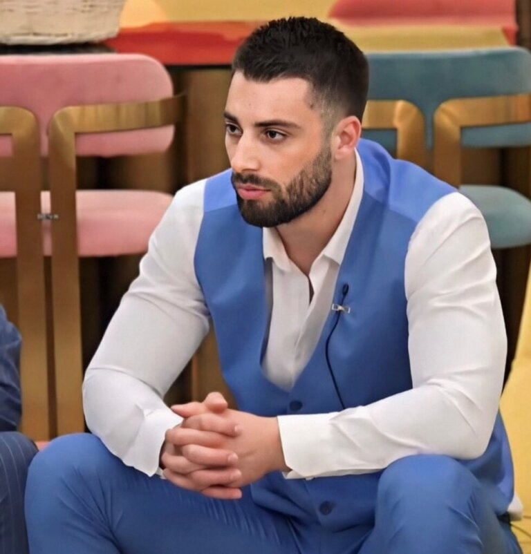 E papritur! Meritoni largohet nga shtëpia, ja cila është arsyeja!