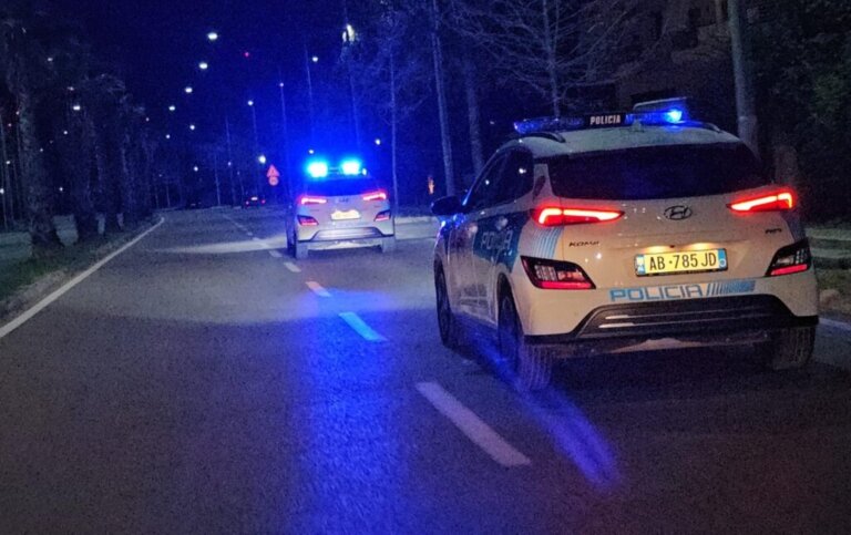 “Molla e sherrit” ishte në makinë me viktimën/ Detaje të reja nga vrasja e 18-vjeçarit në Shkozë! Dinamika si ndodhi përplasja mes të rinjve, kush e qëlloi me thikë.