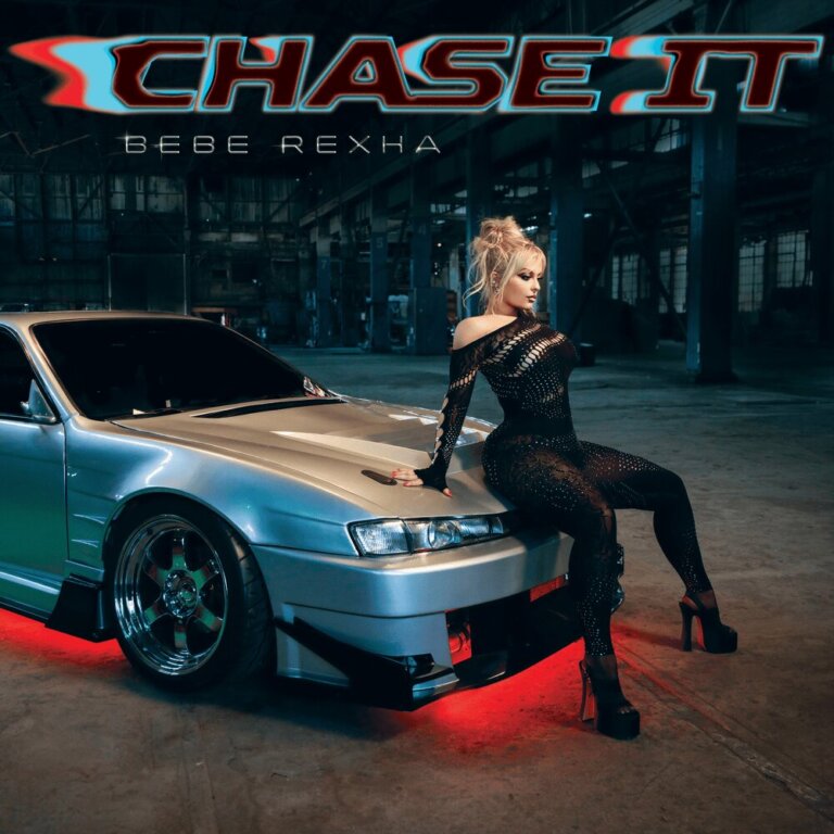 Bebe Rexha publikon hitin e ri “Chase It (Mmm Da Da Da)”.