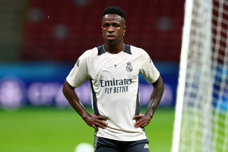 Vinicius nuk do jetë fituesi, të gjithë te Real Madrid-i bojkotojnë “Topin e Artë”.