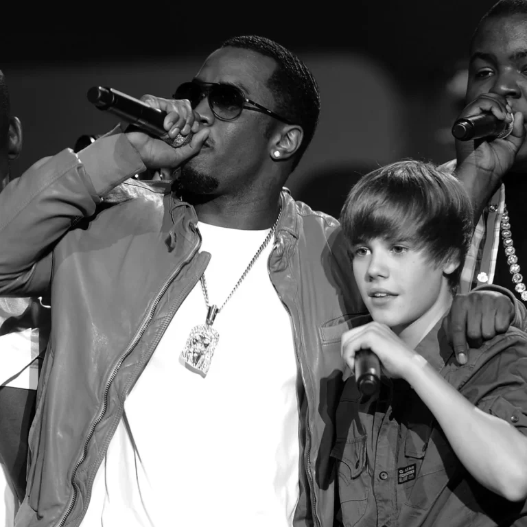 Diddy abuzonte me Justin Bieber, e çonte në pushime romantike.