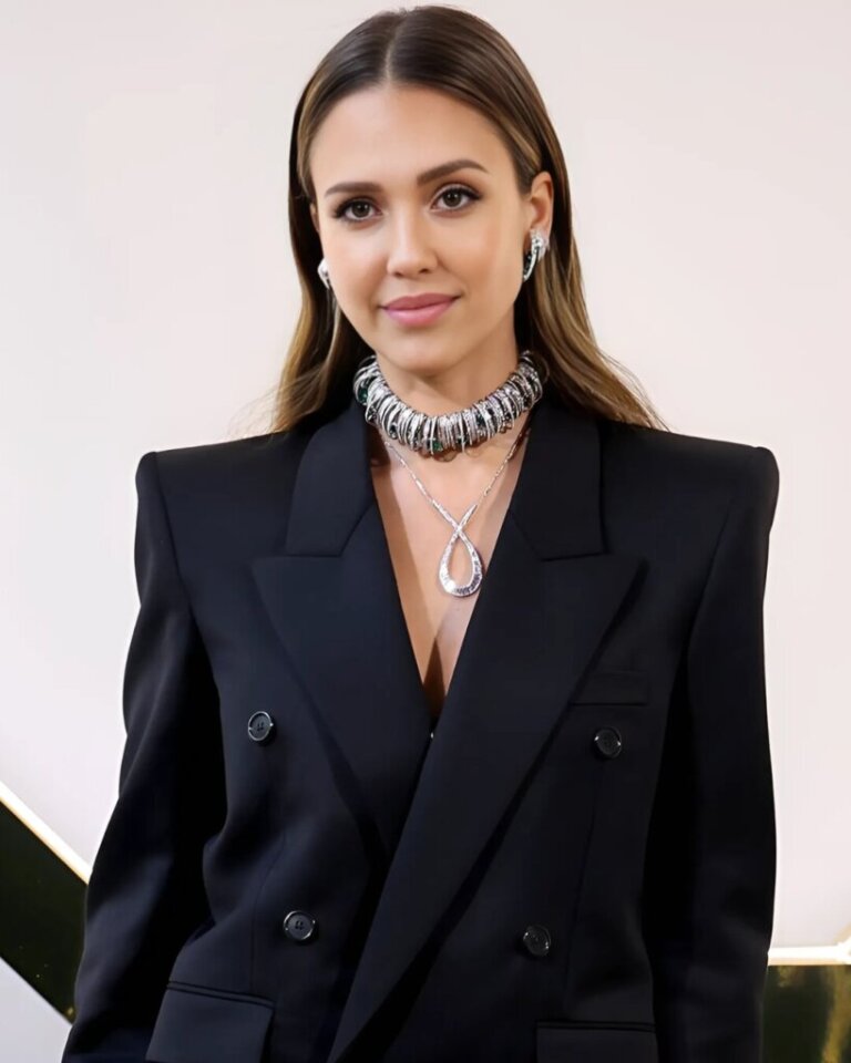 E ndarë, por jo e vetme! Jessica Alba në një romancë të re.