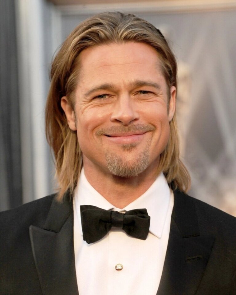Brad Pitt blen vilën luksoze në Hollywood Hills me histori dhe masa sigurie të veçanta.