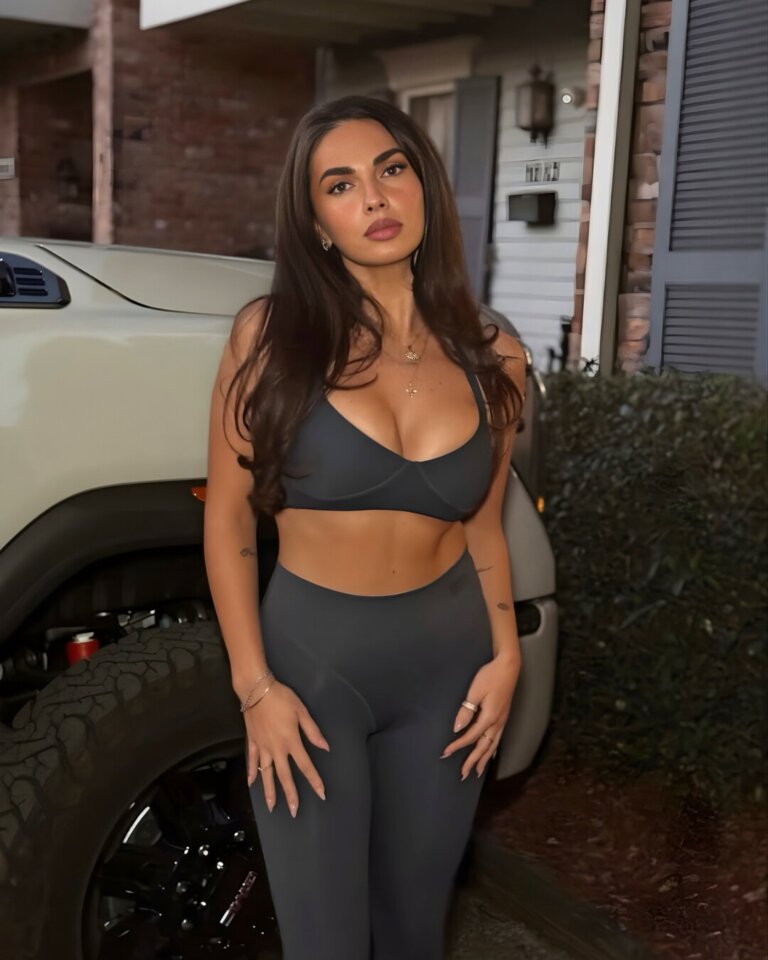 Beatrix Ramosaj “kapet mat” me partnerin e saj të ri në stadium!