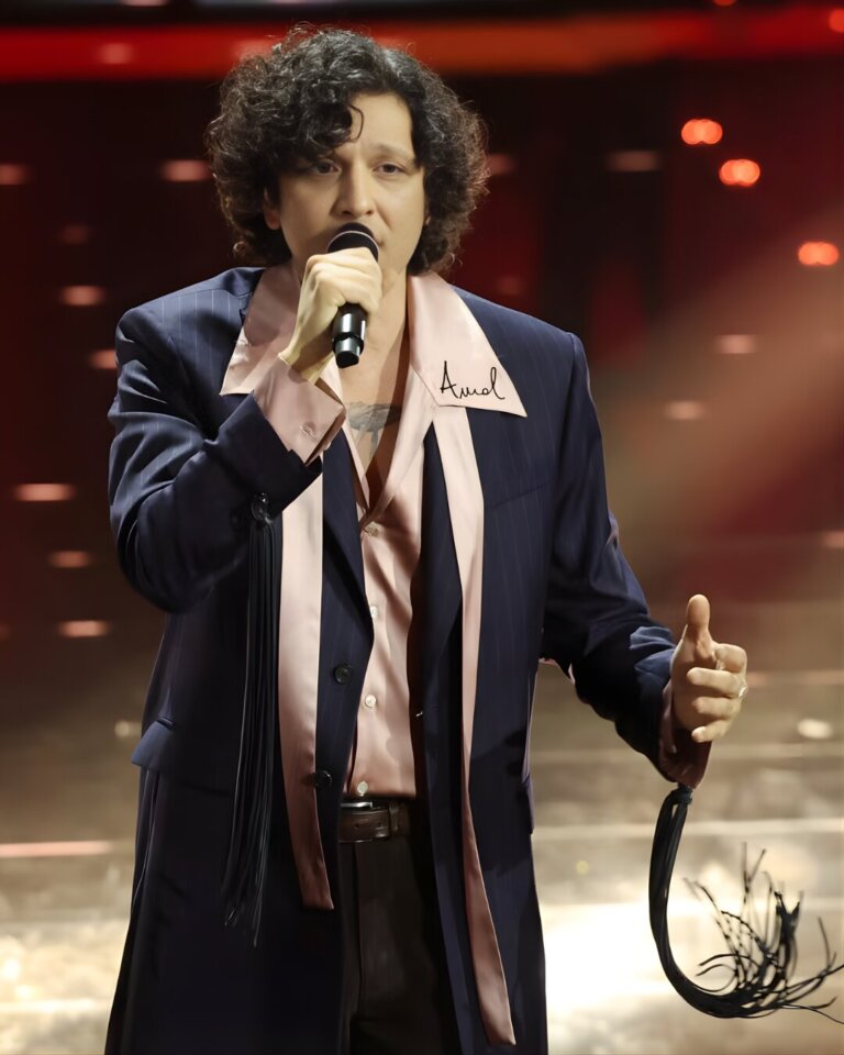 Ermal Meta prek me këngën e re “Stella Stellina” në Sanremo, i dedikohet fëmijëve në Gaza.