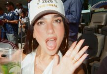 Dua Lipa fotografohet duke dalë nga studioja e regjistrimit në New York.