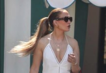 Jennifer Lopez mahnit me fustanin e bardhë, shfaqet elegante në Los Angeles.